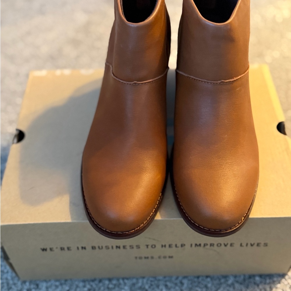 TOMS Men's Brown Boots